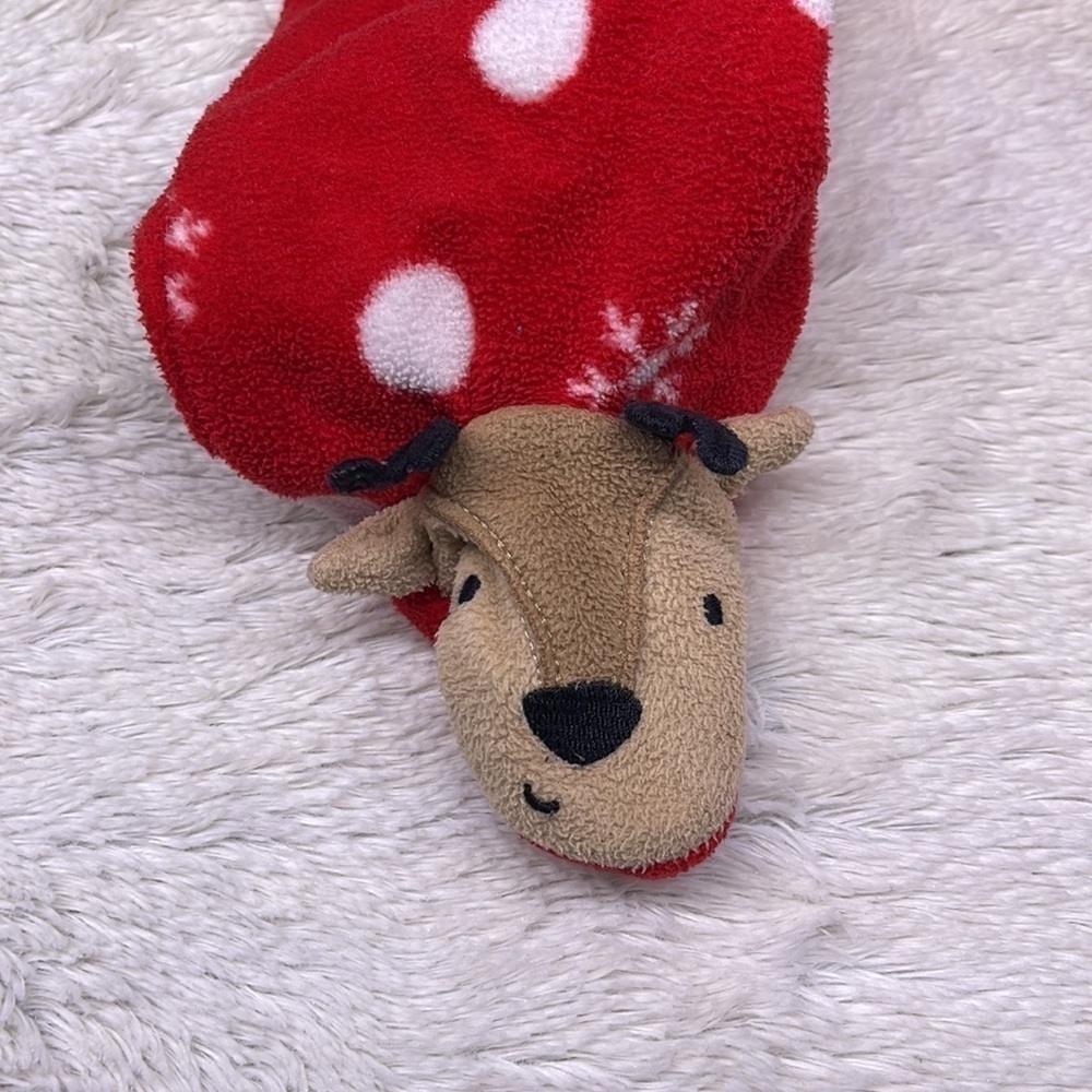 🟢 3/$15 Just One You by Carter’s Reindeer Footed Pajamas size 6 month - Picture 3 of 3
